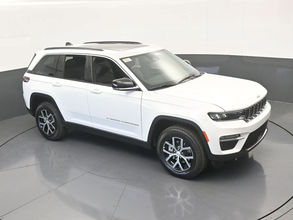 Used 2025 Jeep Grand Cherokee Limited image 48