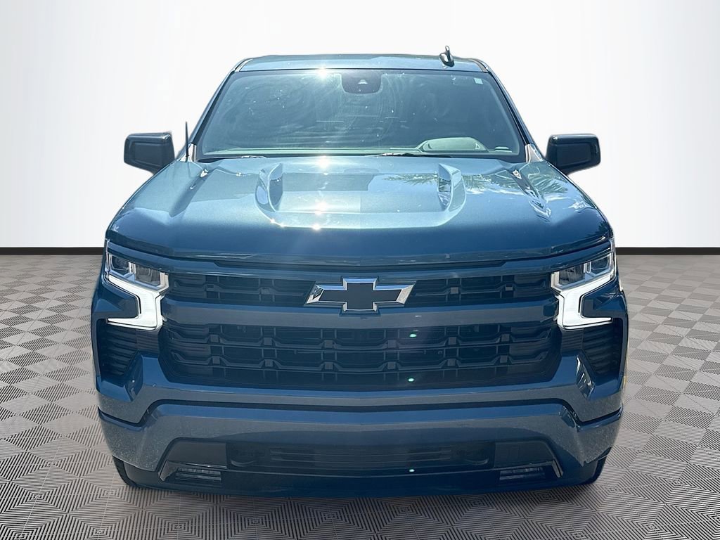 Used 2024 Chevrolet Silverado 1500 RST AWD/4WD image 2