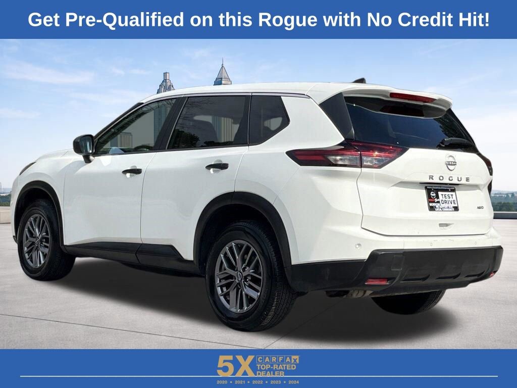 Used 2024 Nissan Rogue S image 21