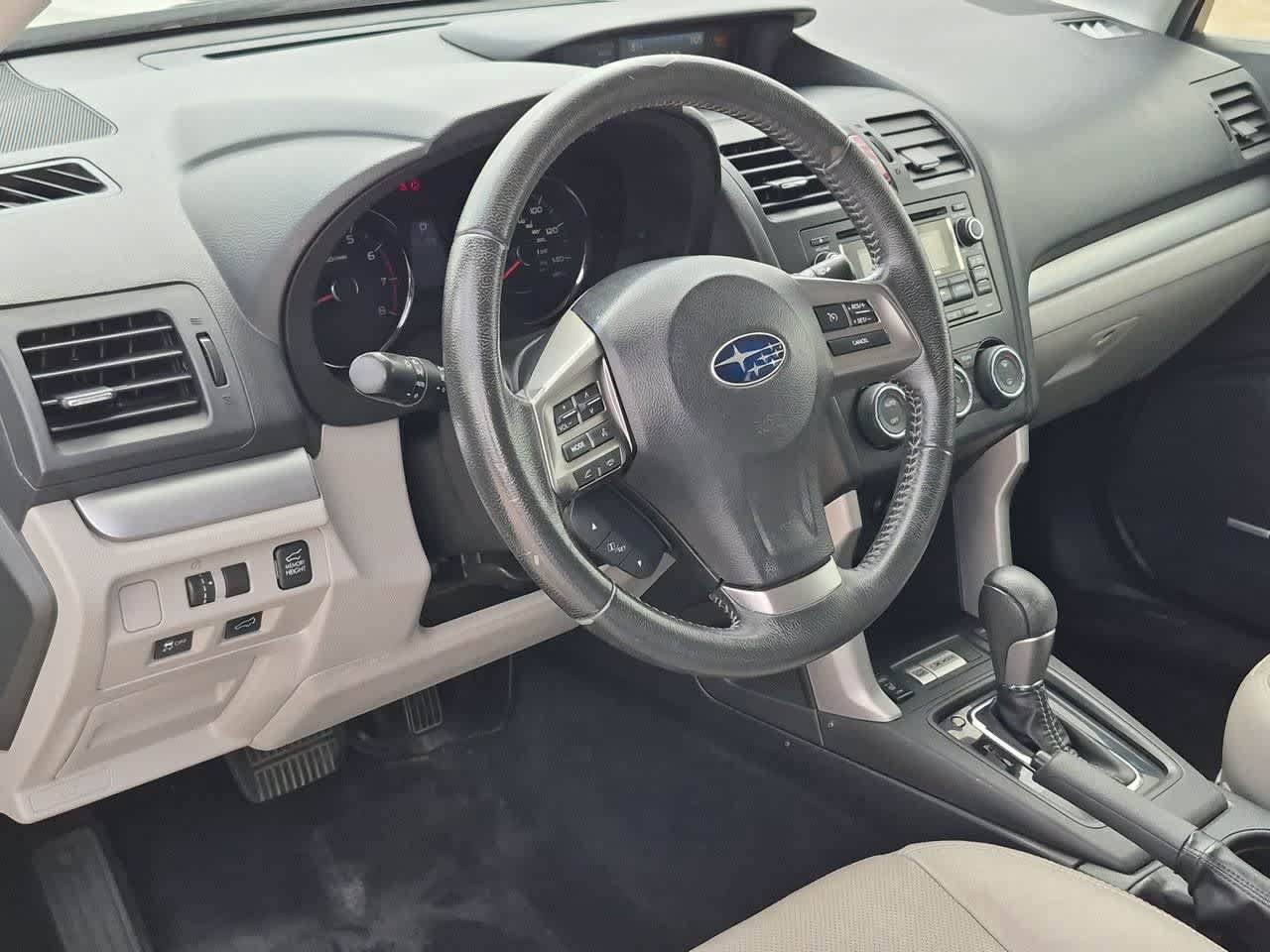Used 2015 Subaru Forester 2.5i Touring AWD/4WD image 2