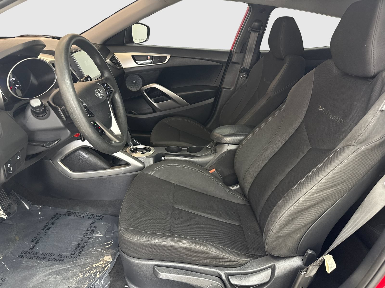 Used 2016 Hyundai Veloster FWD image 17