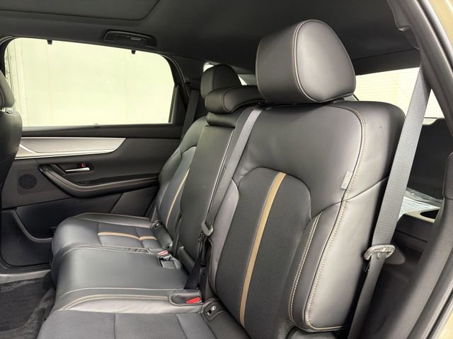New 2026 MAZDA CX-70 3.3 Turbo w/ Premium Plus Pkg image 17
