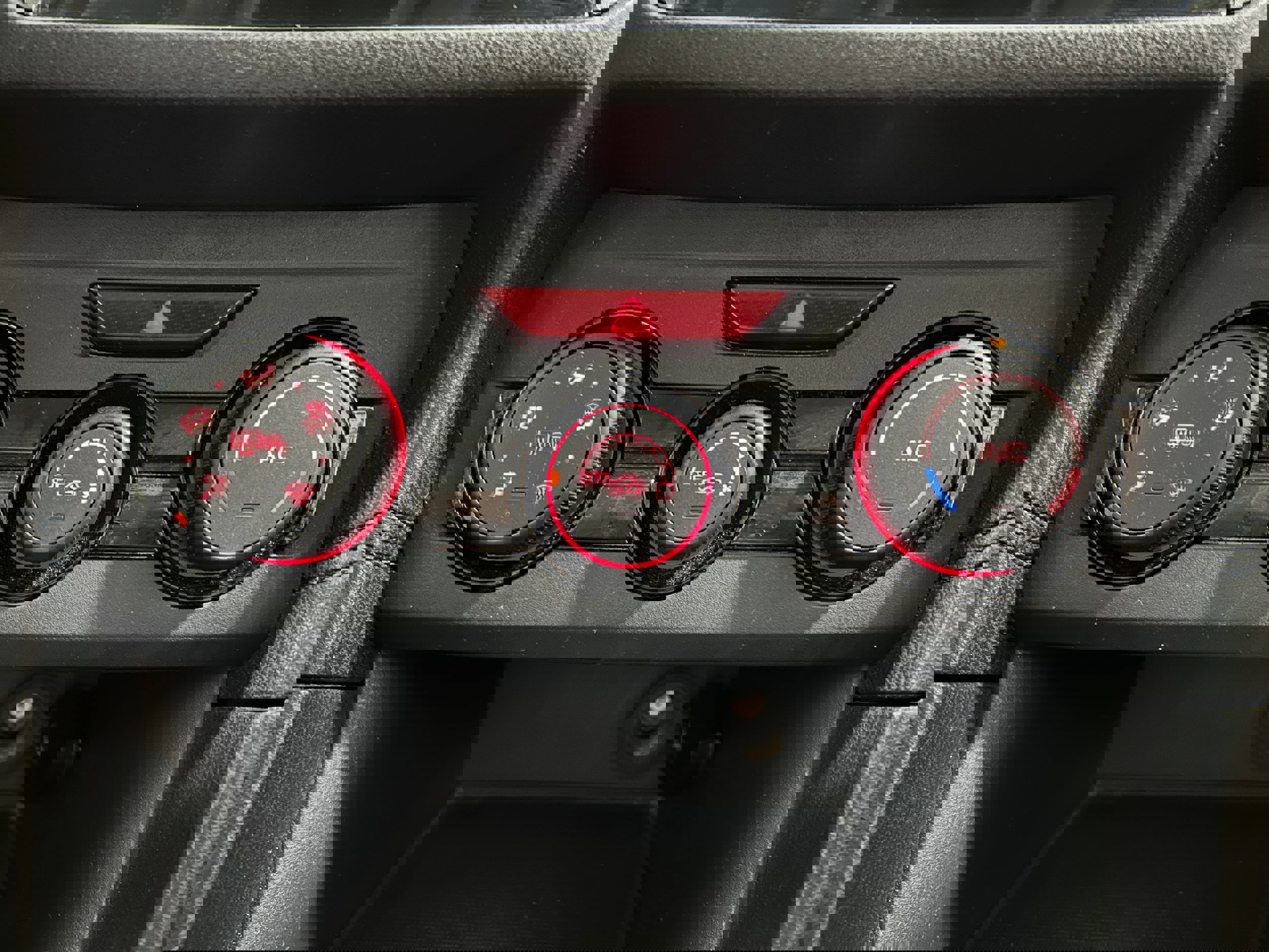 Used 2017 Subaru Impreza 2.0i Premium AWD/4WD image 6