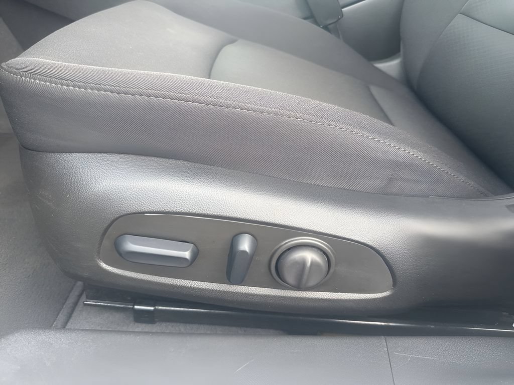 Used 2024 Chevrolet Malibu LT w/ Sport Edition FWD image 10