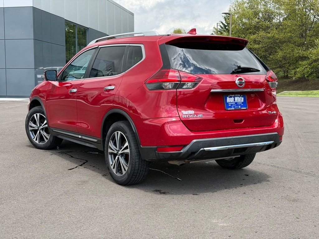 Used 2017 Nissan Rogue SL AWD/4WD image 4
