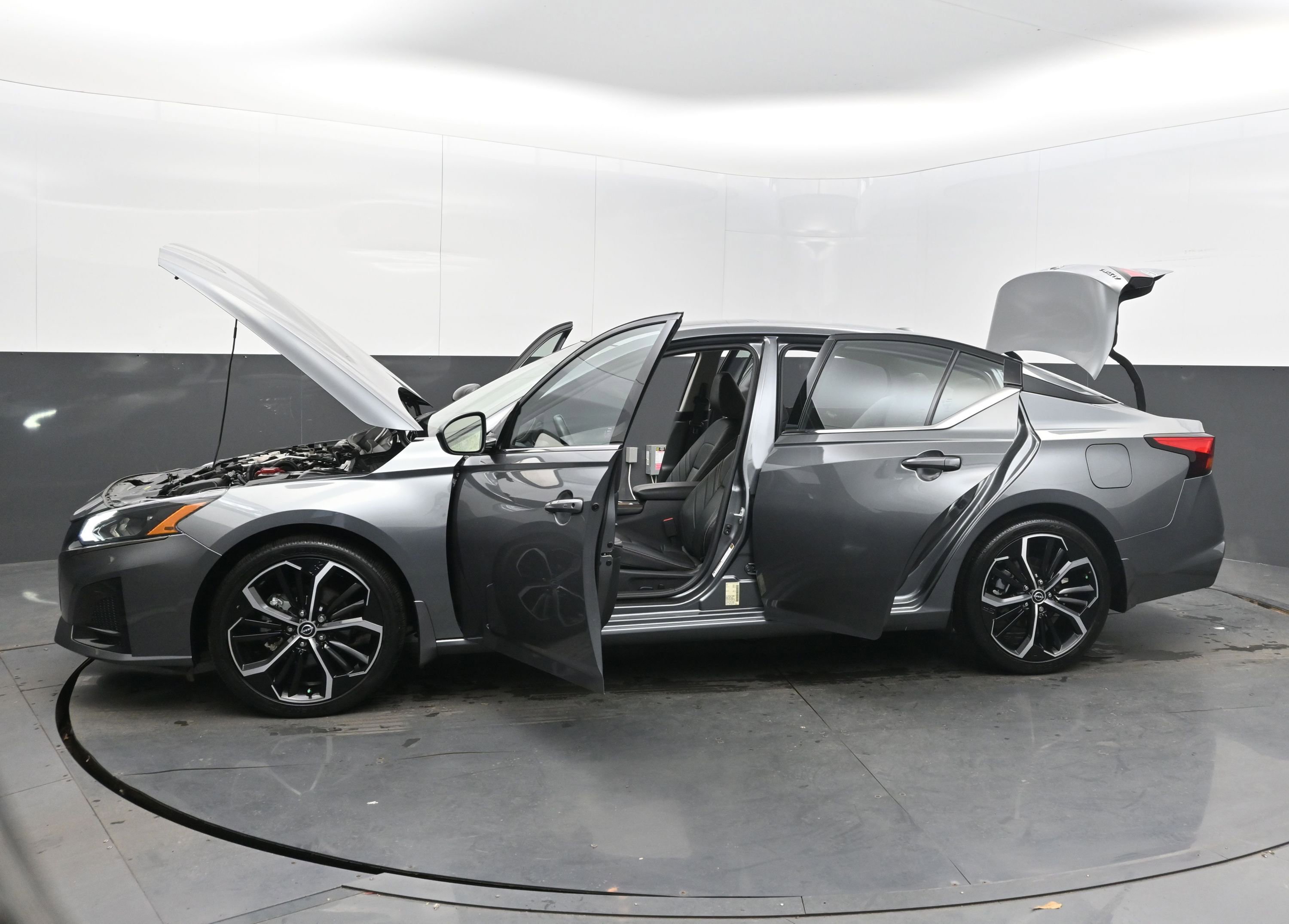 Certified 2023 Nissan Altima 2.5 SR w/ SR Premium Package image 41