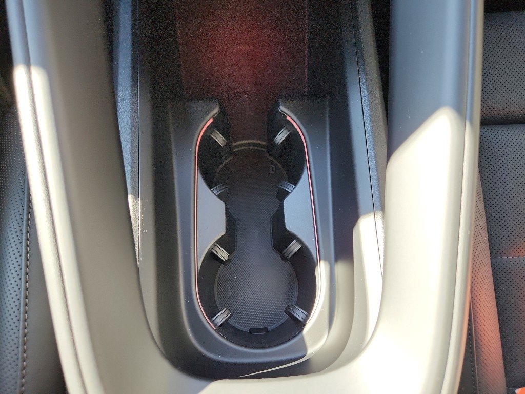 New 2026 Porsche Macan 4S Electric image 38