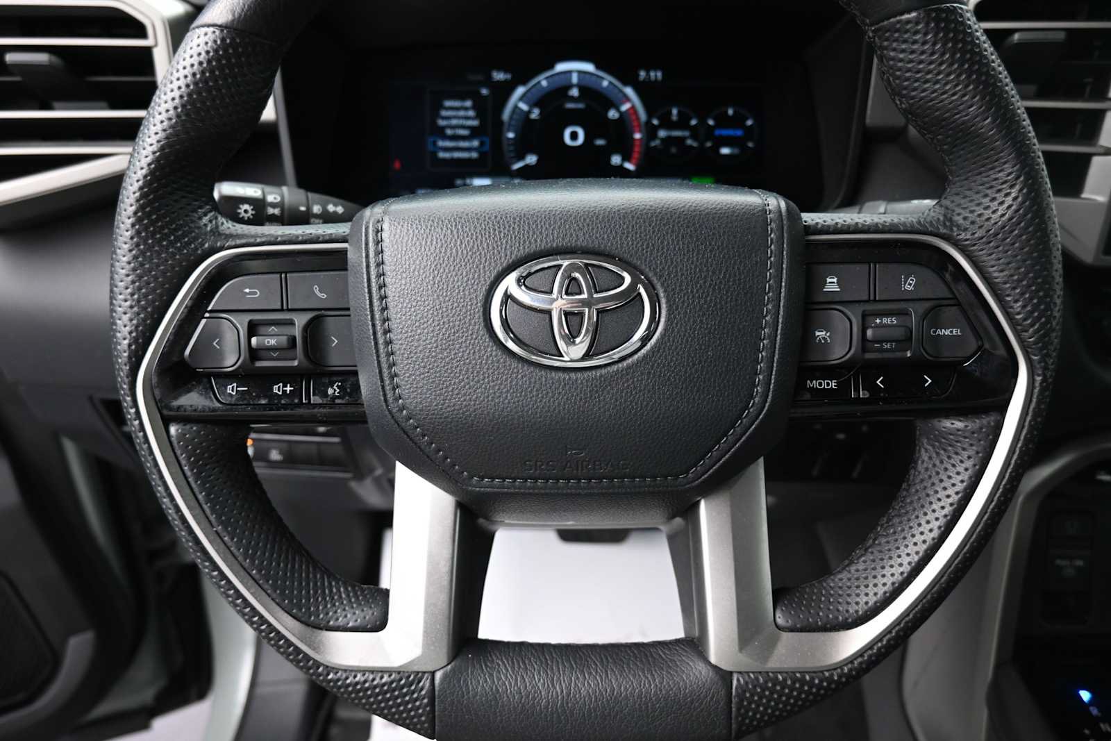 Used 2024 Toyota Tundra Limited AWD/4WD image 6