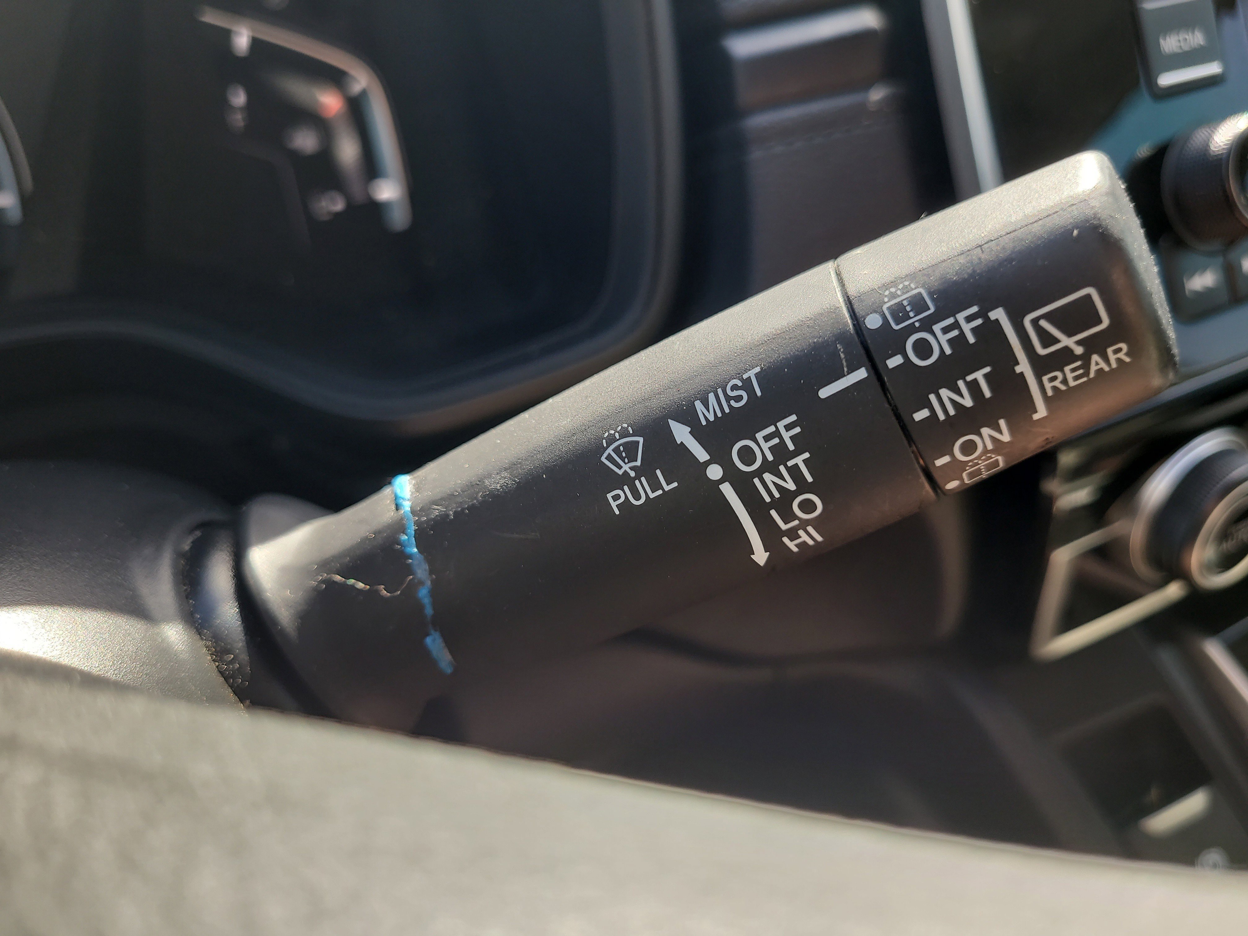 Used 2018 Honda CR-V LX image 29