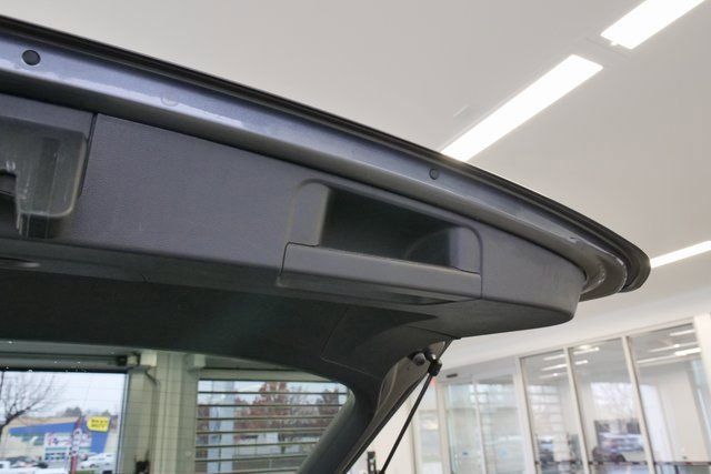 Used 2022 Volkswagen Tiguan SE image 14