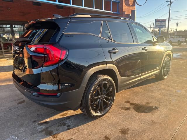 Used 2020 GMC Terrain SLE w/ Driver Convenience Package image 9
