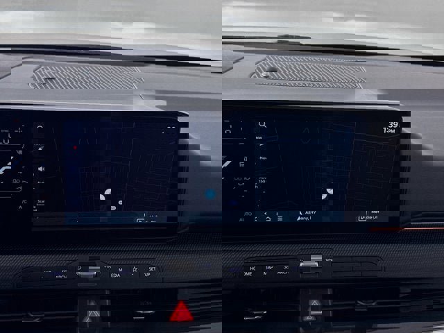 New 2025 Kia K4 GT-Line Turbo image 16