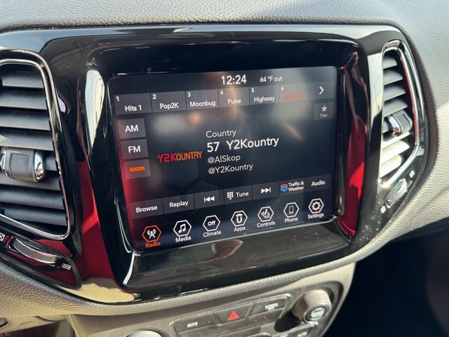 Used 2019 Jeep Compass Limited image 10