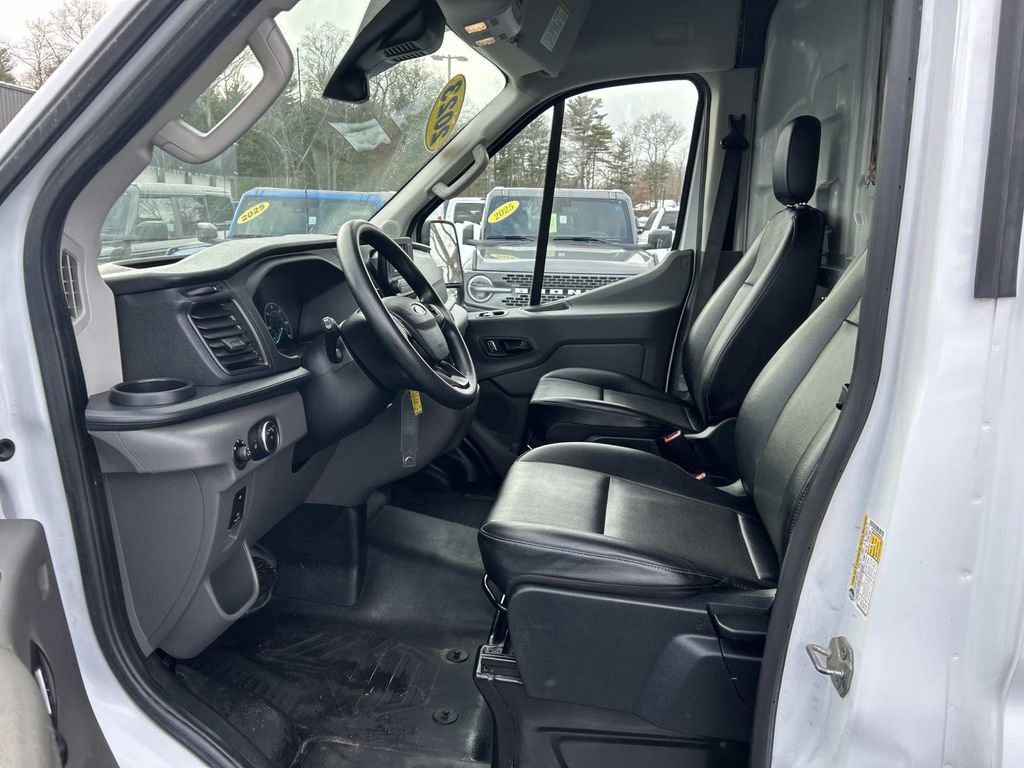 Used 2023 Ford Transit 250 Medium Roof image 11