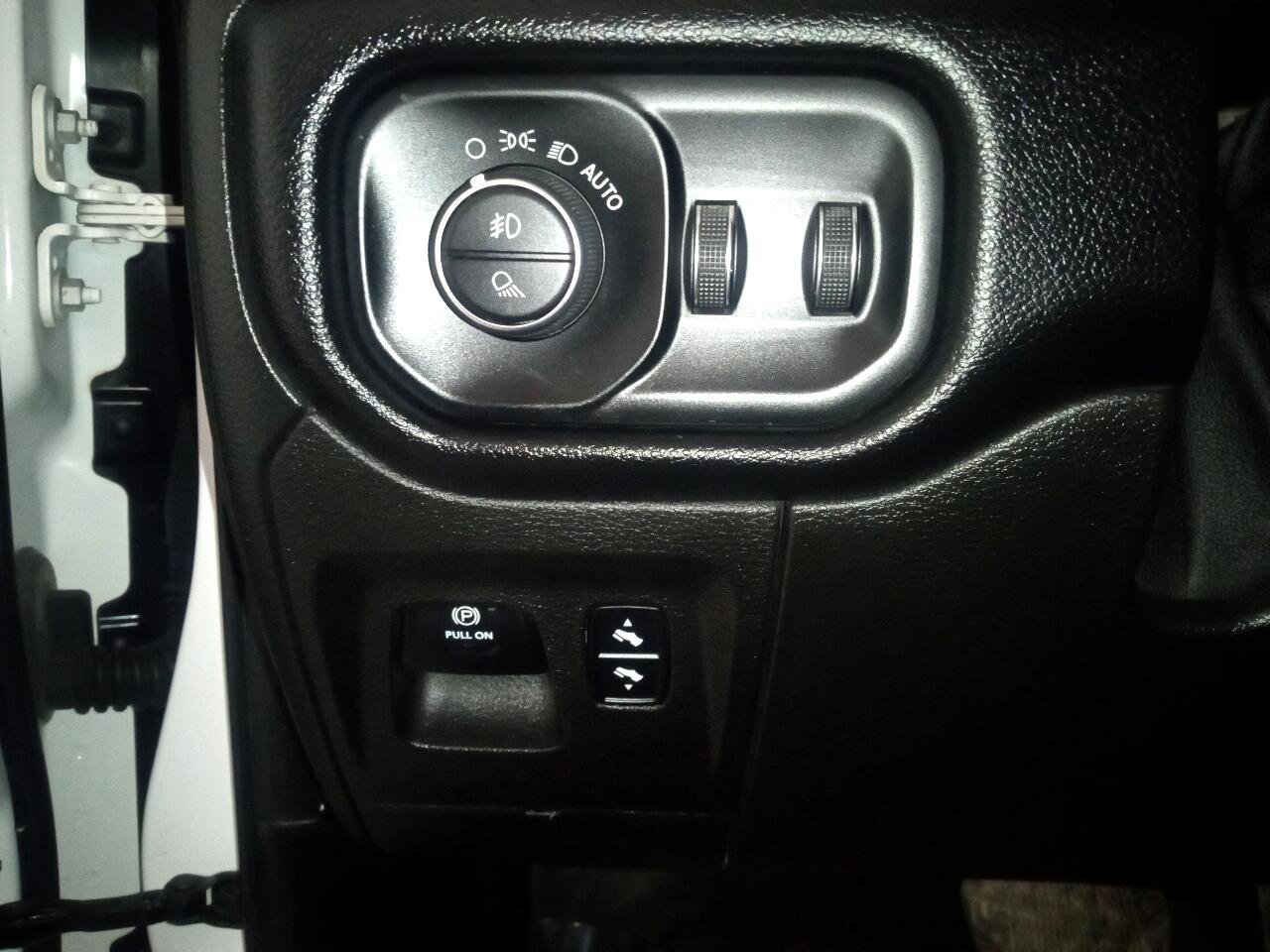 Used 2019 RAM 1500 Big Horn image 17