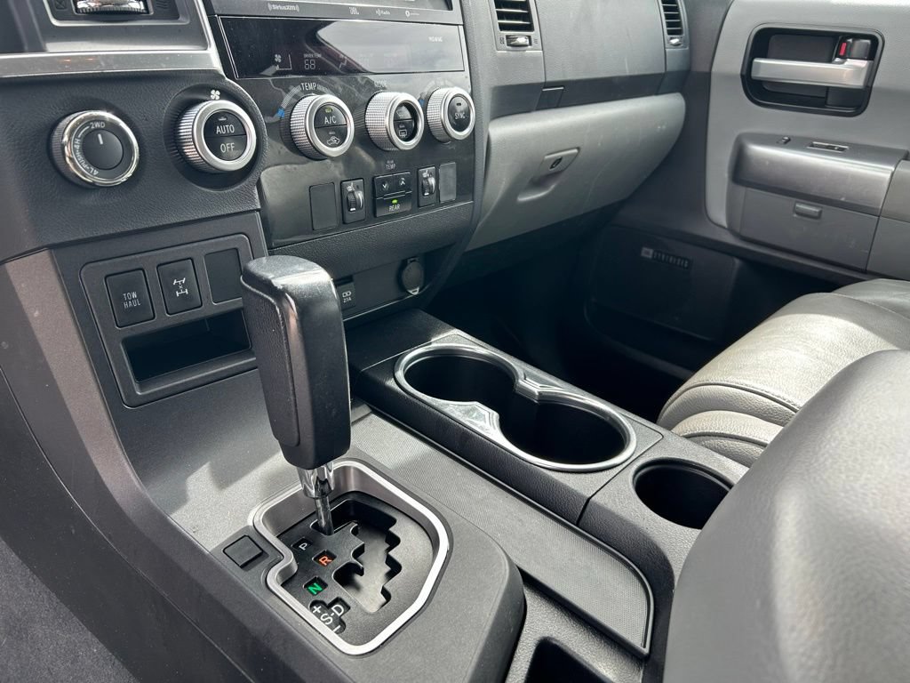 Used 2022 Toyota Sequoia Limited AWD/4WD image 23