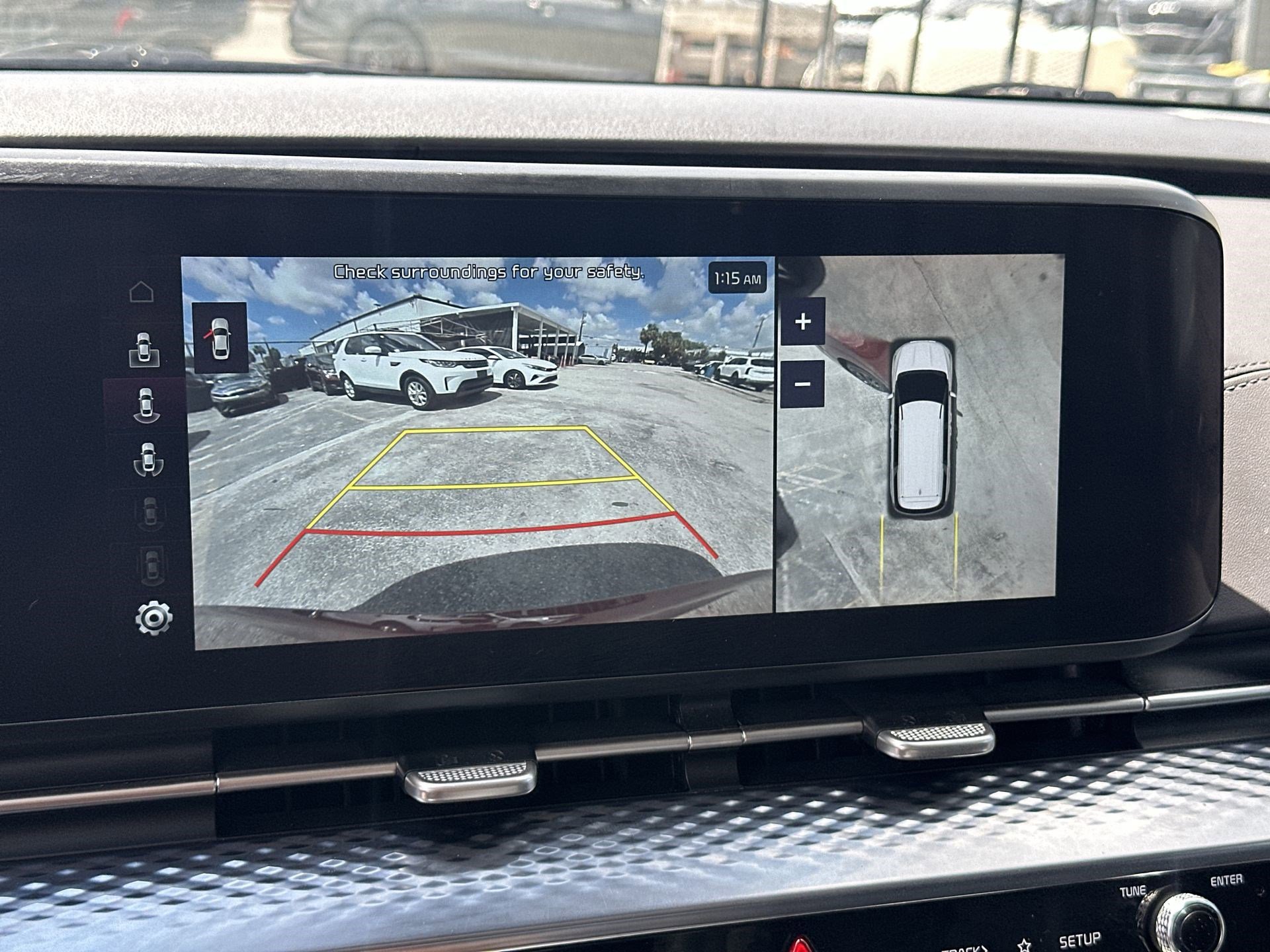 Certified 2024 Kia Carnival SX Prestige image 24