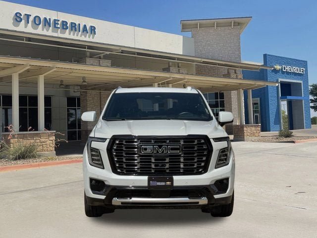Used 2026 GMC Yukon Denali Ultimate AWD/4WD image 9