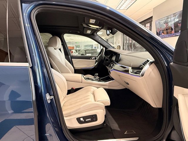 Used 2020 BMW X5 xDrive40i w/ Premium Package AWD/4WD image 8