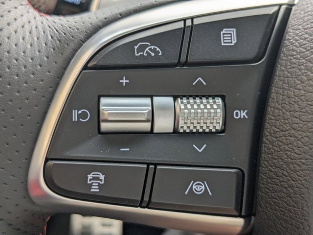 Used 2024 Genesis G70 2.5T w/ Sport Prestige Package image 32