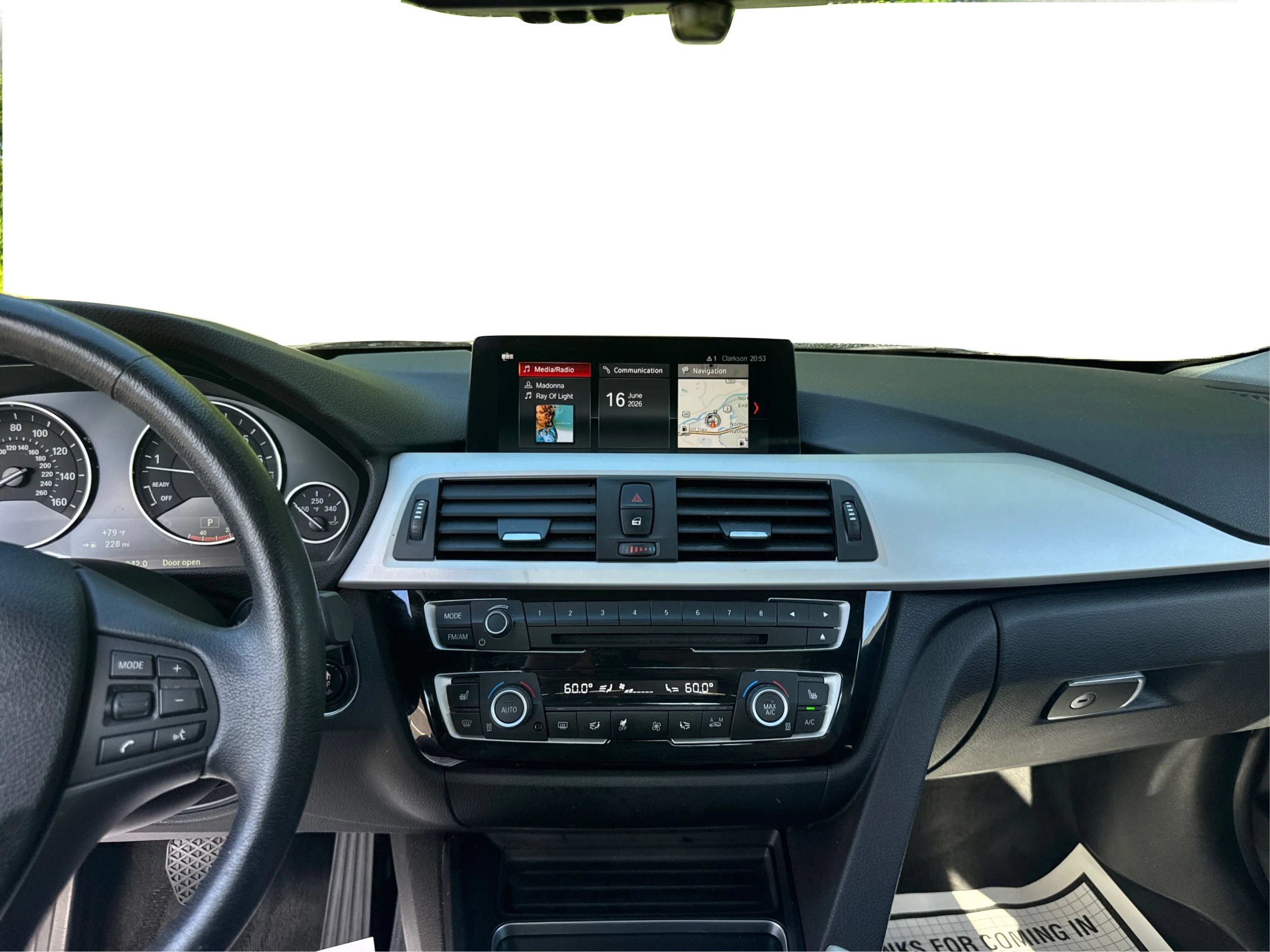 Used 2018 BMW 320i xDrive Sedan w/ Premium Package AWD/4WD image 16