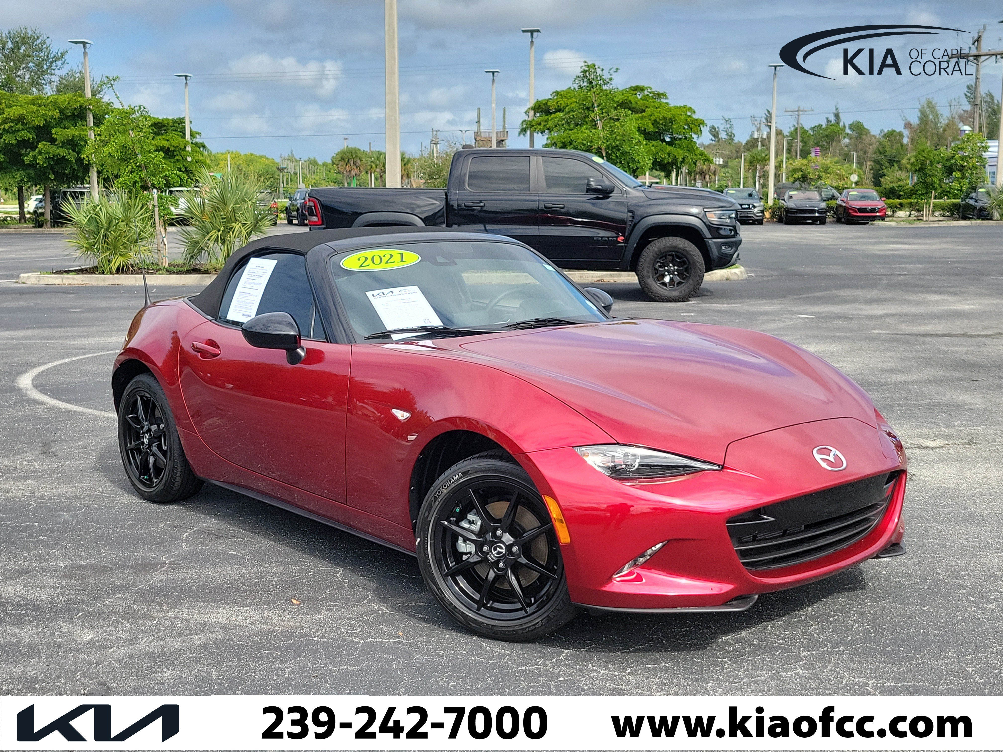 Used 2021 MAZDA MX-5 Miata Sport RWD image 1
