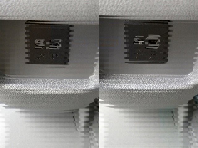 New 2025 Cadillac XT5 Premium Luxury w/ LPO, Floor Liner Package image 15