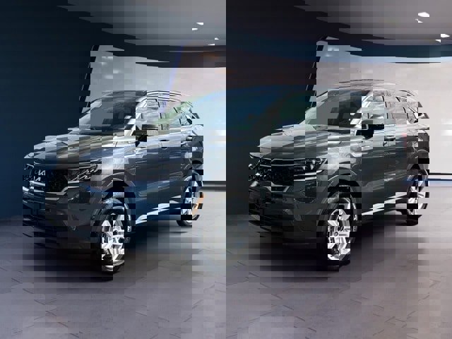 Used 2023 Kia Sorento LX
