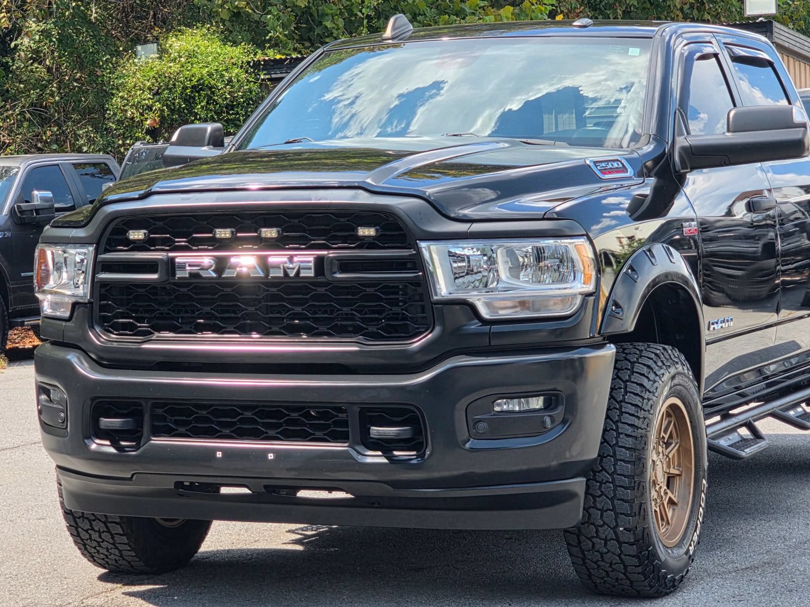 Used 2022 RAM 2500 Tradesman AWD/4WD image 2