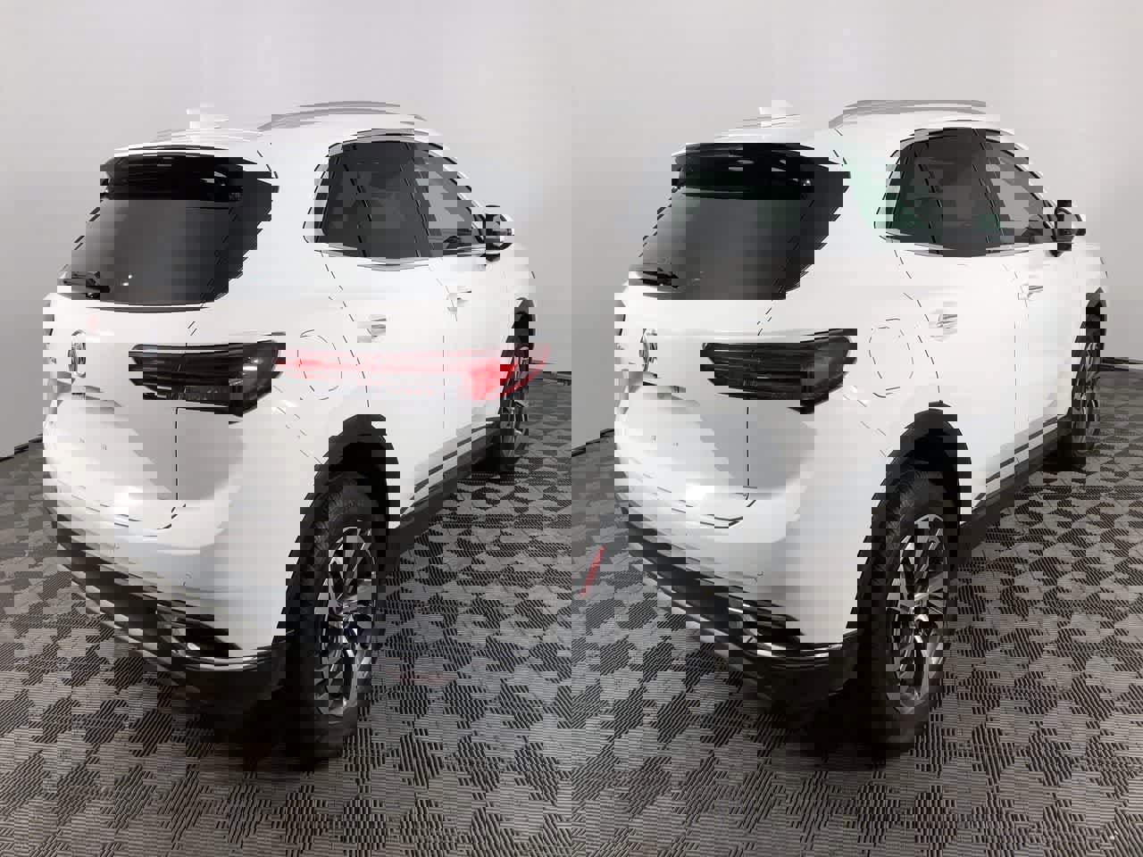 Used 2023 Buick Envision Essence image 8