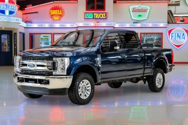 Used 2018 Ford F250 XLT image 2