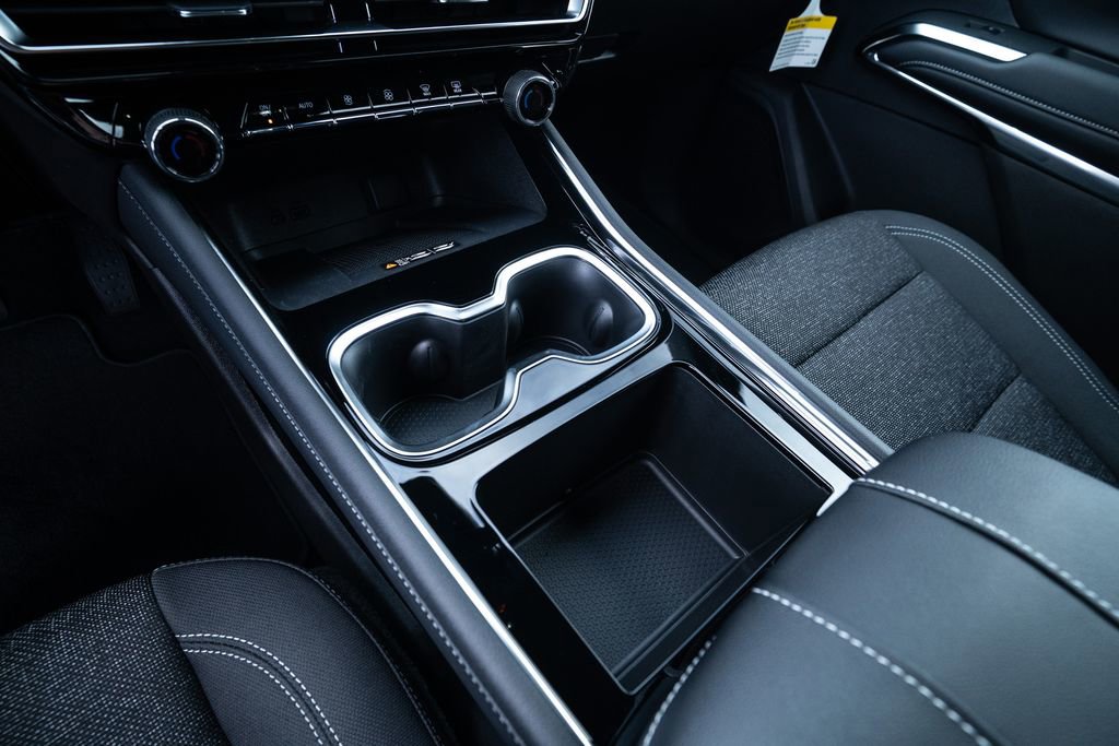 New 2026 Chevrolet Traverse LT w/ Midnight/Sport Edition image 22