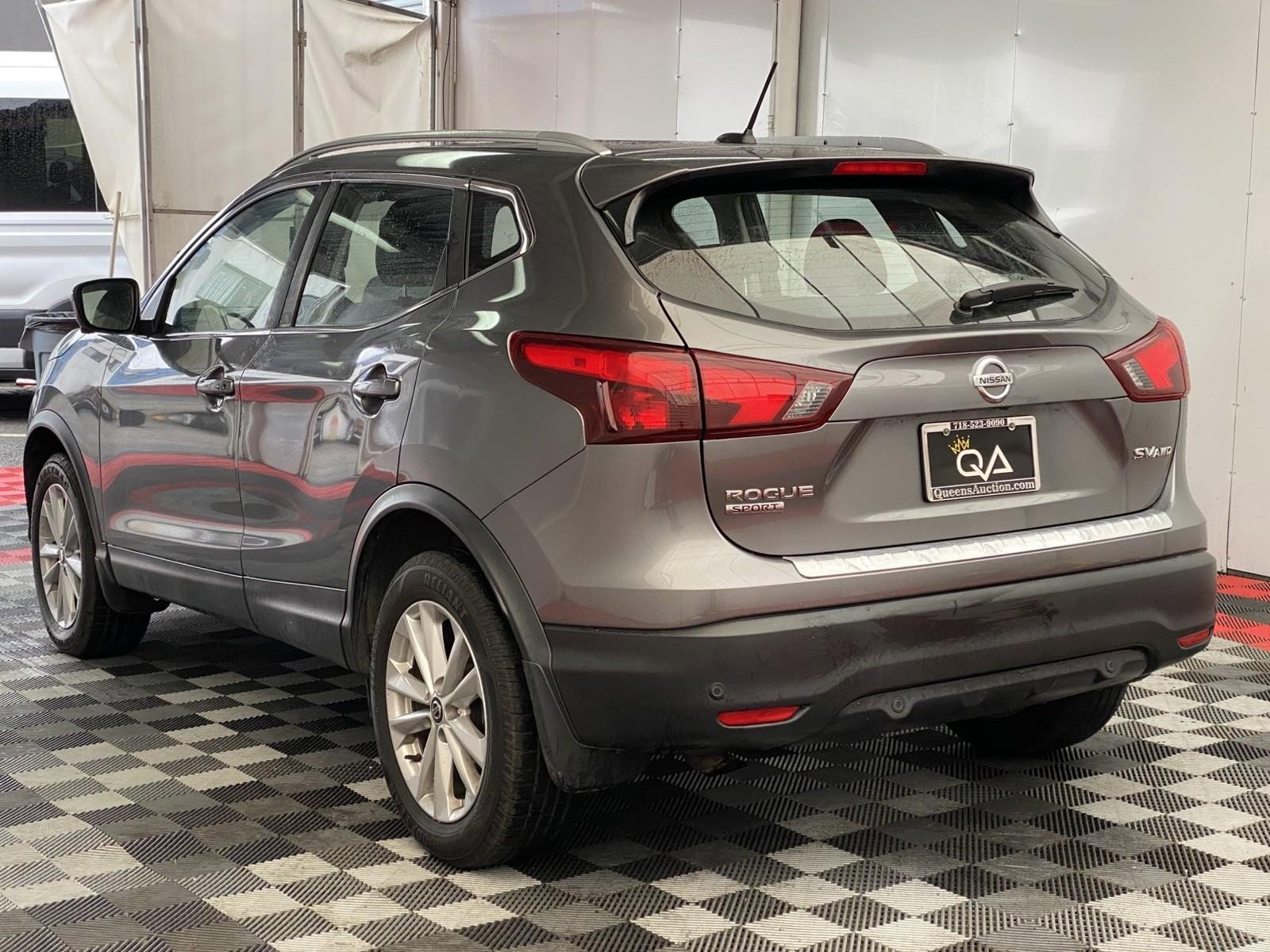 Used 2019 Nissan Rogue Sport SV w/ Technology Package image 4