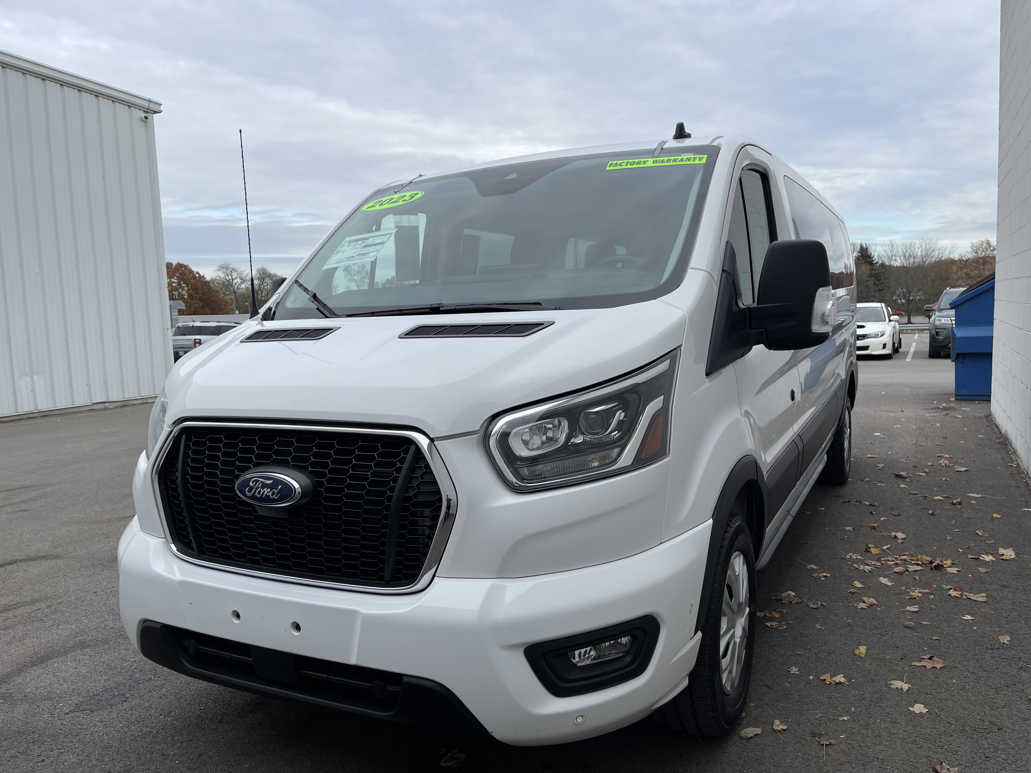 Used 2023 Ford Transit 350 XLT image 4