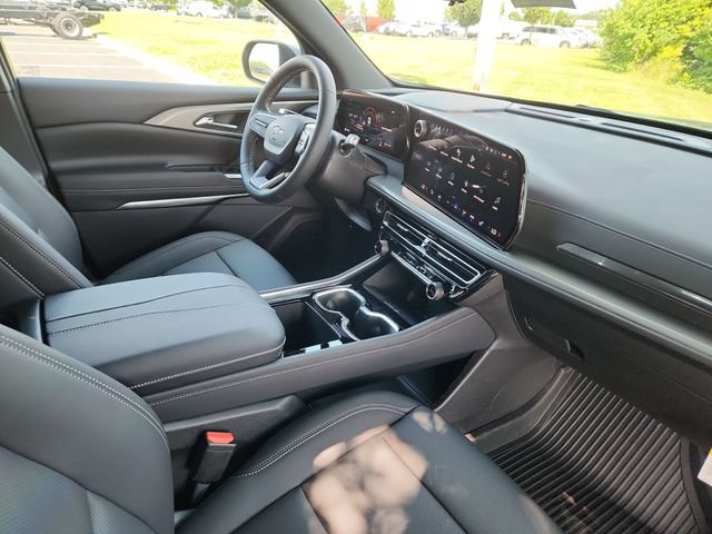 New 2026 Chevrolet Traverse LT w/ Midnight/Sport Edition FWD image 20