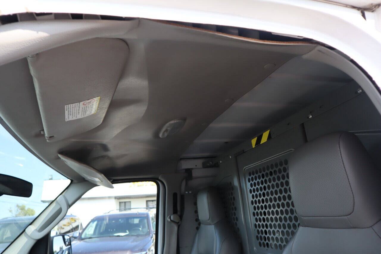 Used 2011 Ford E-250 and Econoline 250 w/ PWR Group RWD image 14