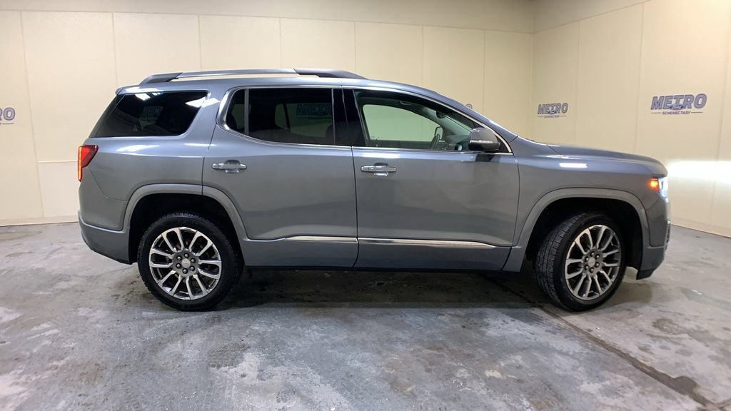 Used 2021 GMC Acadia Denali w/ Denali Technology Package image 2