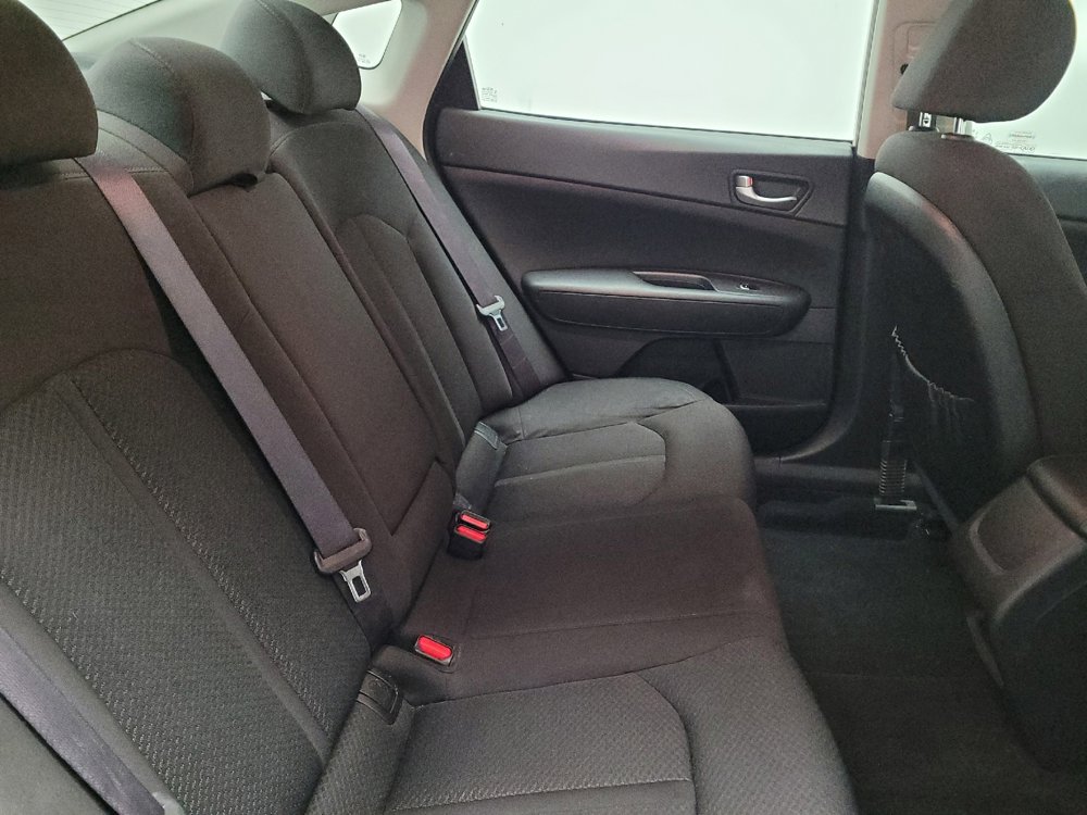 Used 2016 Kia Optima LX image 19