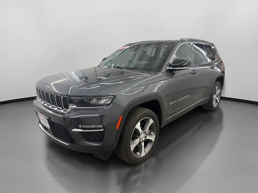 Used 2022 Jeep Grand Cherokee Limited 4xe AWD/4WD image 4