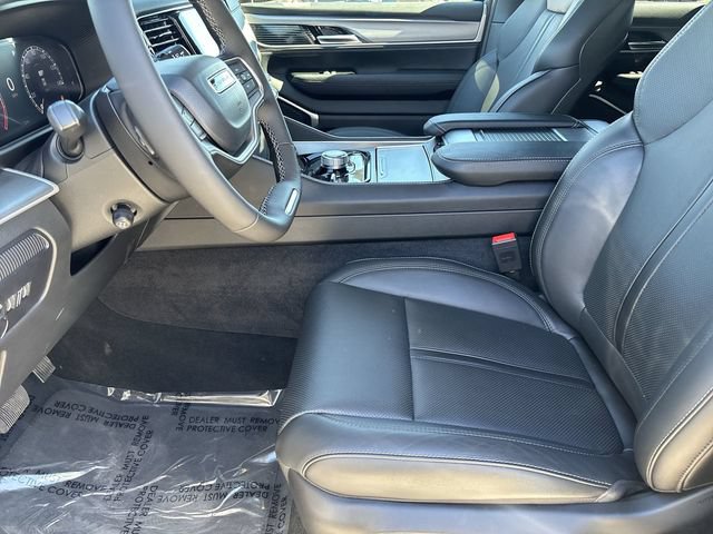 New 2026 Jeep Grand Wagoneer 4WD w/ 8-Passenger Seating Package image 17