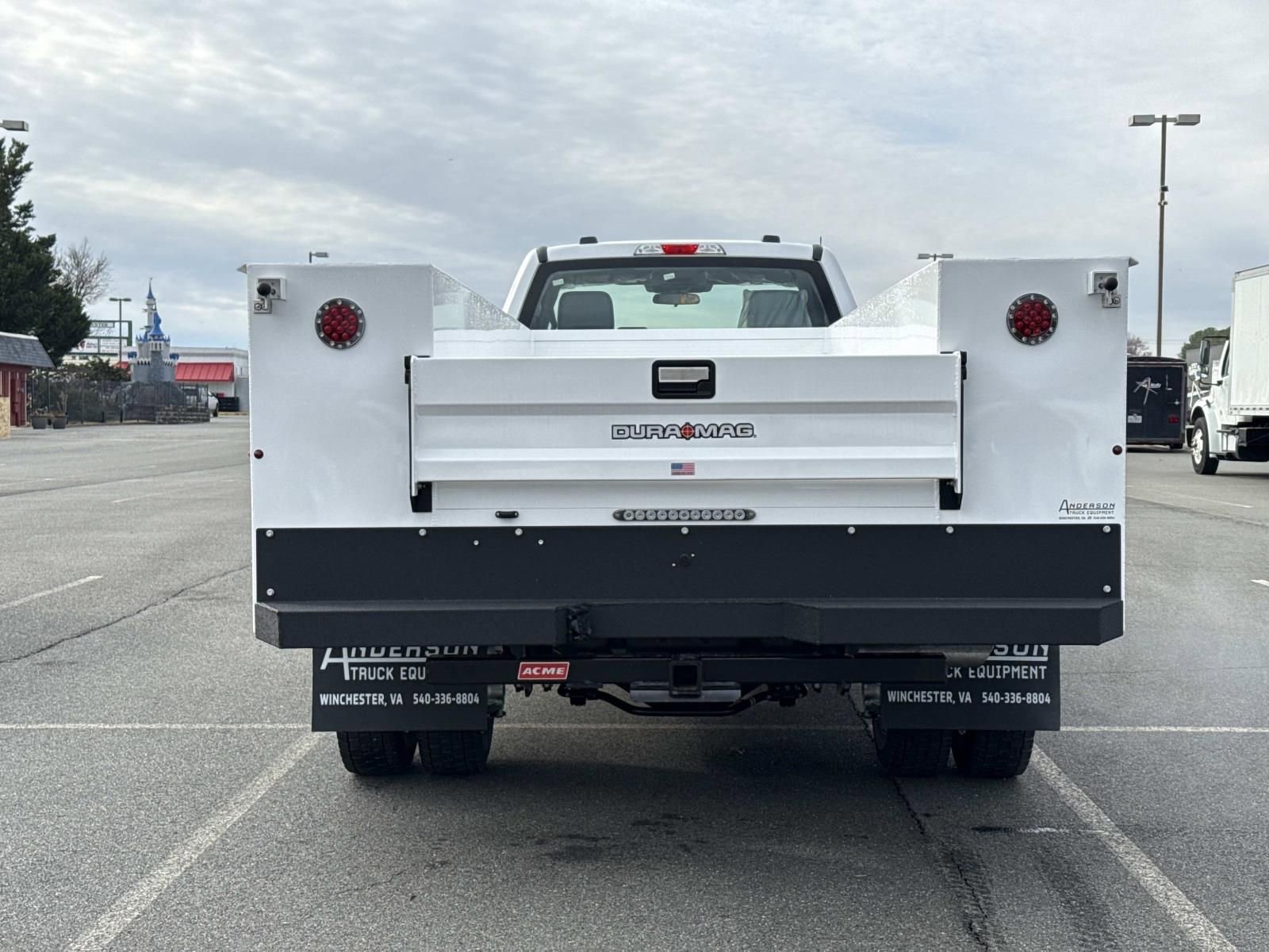New 2026 Ford F550 4x4 Regular Cab Super Duty image 4