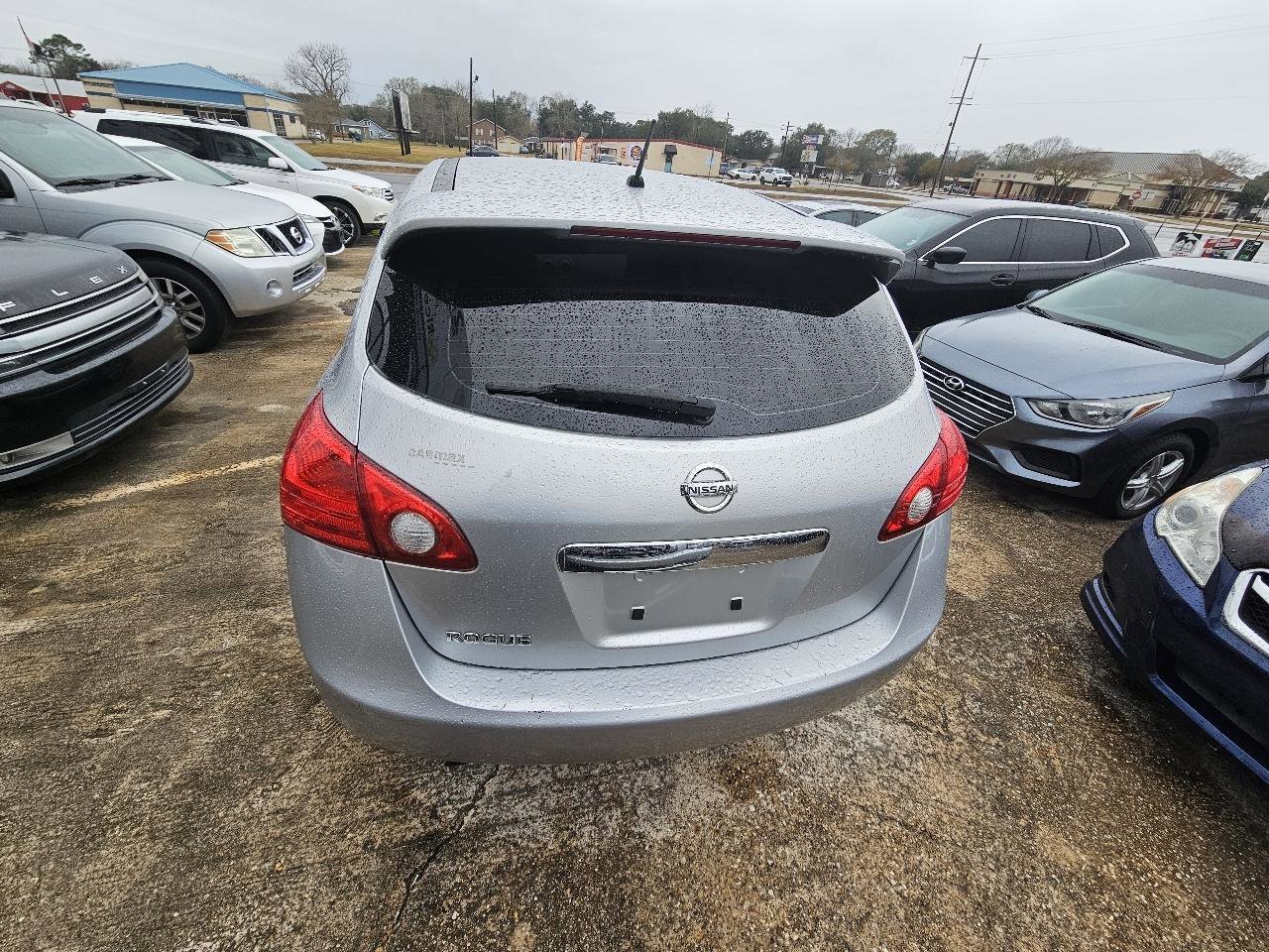 Used 2013 Nissan Rogue S image 6