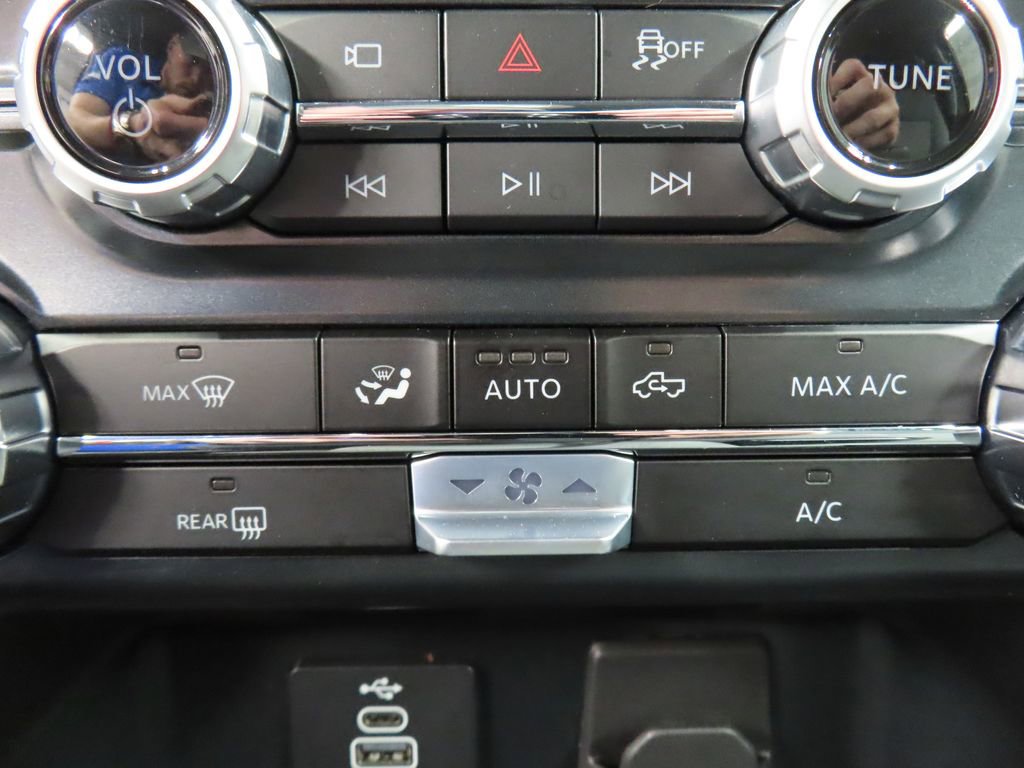 Used 2025 Ford F150 XLT w/ Equipment Group 301A Standard AWD/4WD image 56