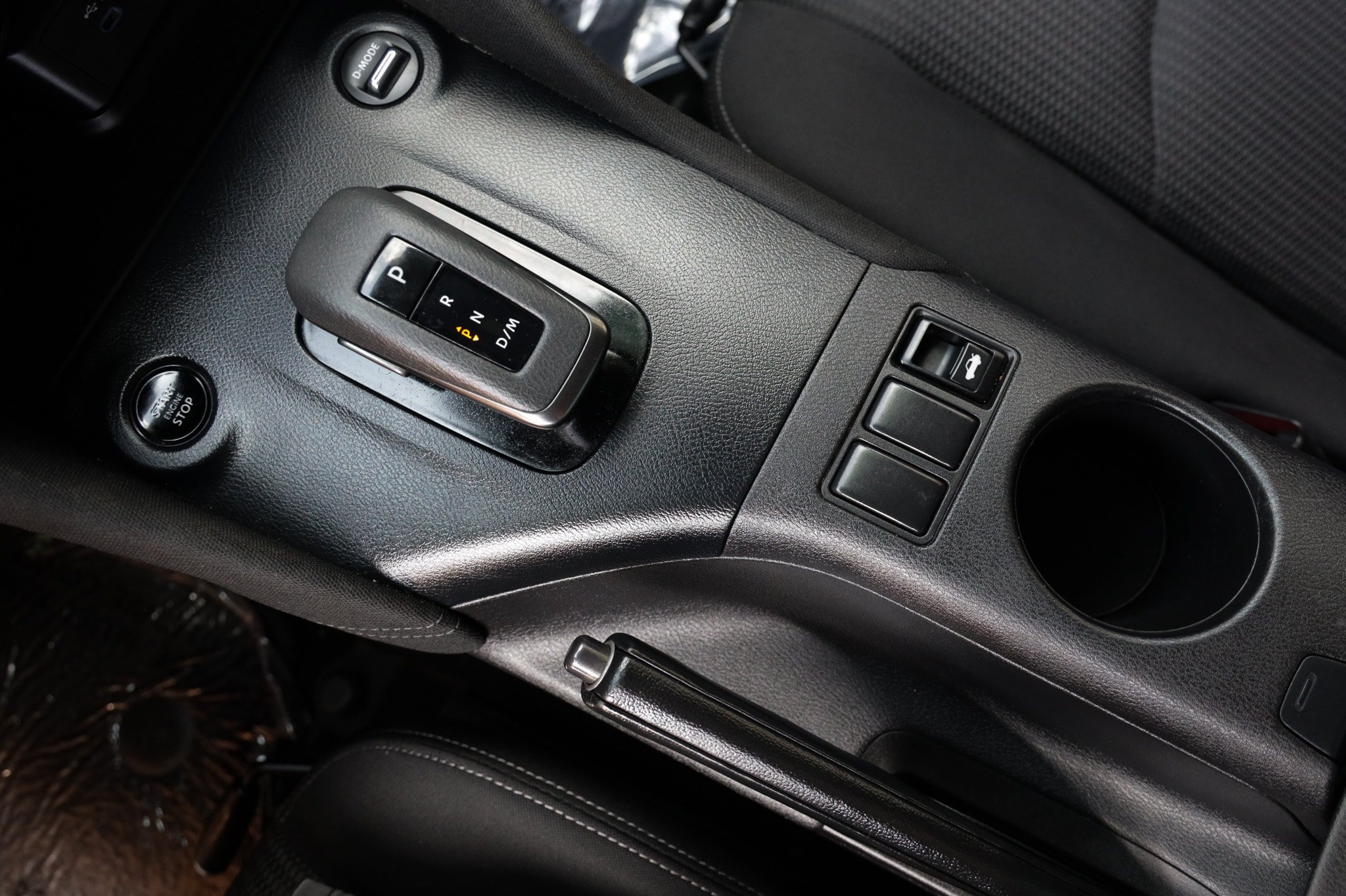 Used 2024 Nissan Z Sport w/ Floor Mat Package RWD image 37
