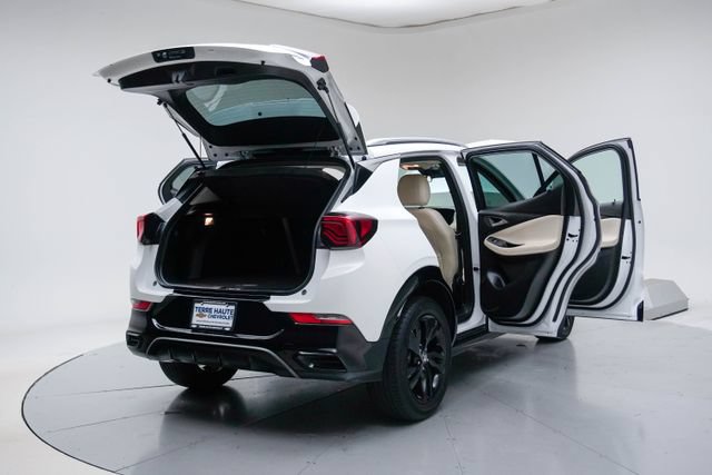 Used 2024 Buick Encore GX Sport Touring FWD image 22