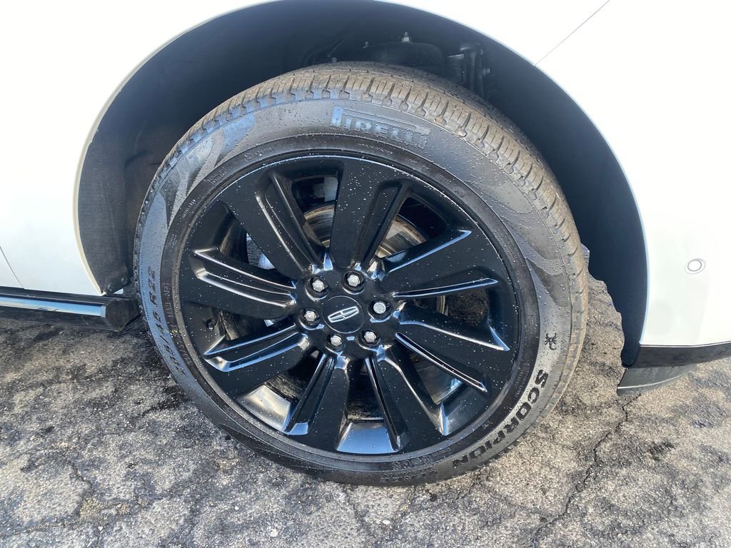 Used 2024 Lincoln Navigator L Reserve w/ Monochromatic Package image 37