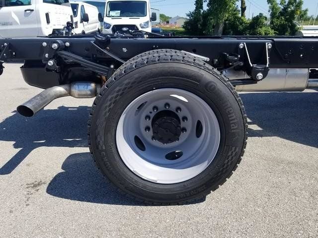 New 2026 Ford F550 4x4 Regular Cab Super Duty image 27