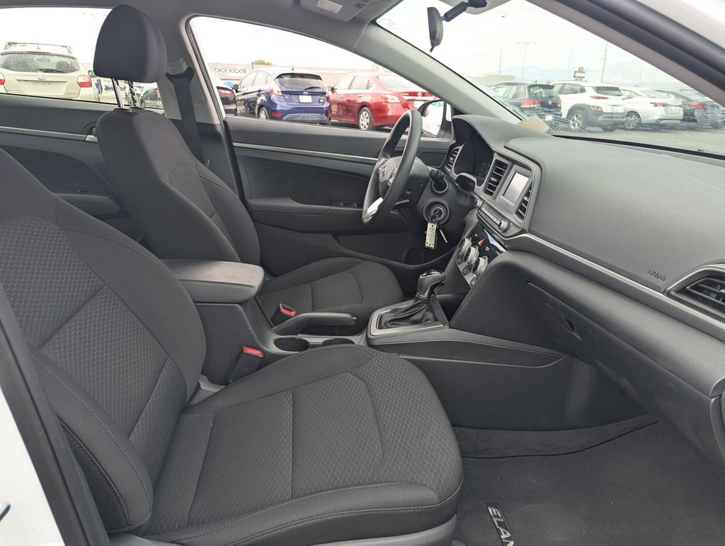 Used 2019 Hyundai Elantra SE w/ Cargo Package FWD image 31