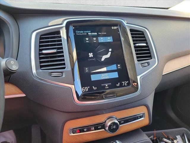Used 2022 Volvo XC90 T5 Momentum FWD image 19