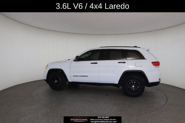 Used 2020 Jeep Grand Cherokee Laredo AWD/4WD image 7